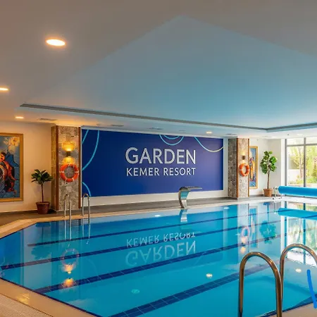 Garden & ホテル 5*